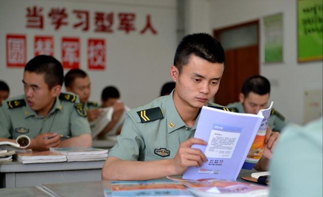 如果是这4种情况，越早去当兵越好，学生和家长须知