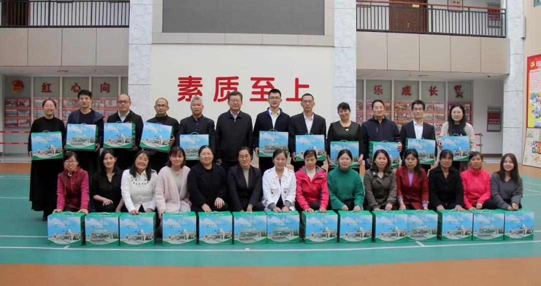 齐都实验学校：砥砺前行写华章异彩纷呈绘锦绣