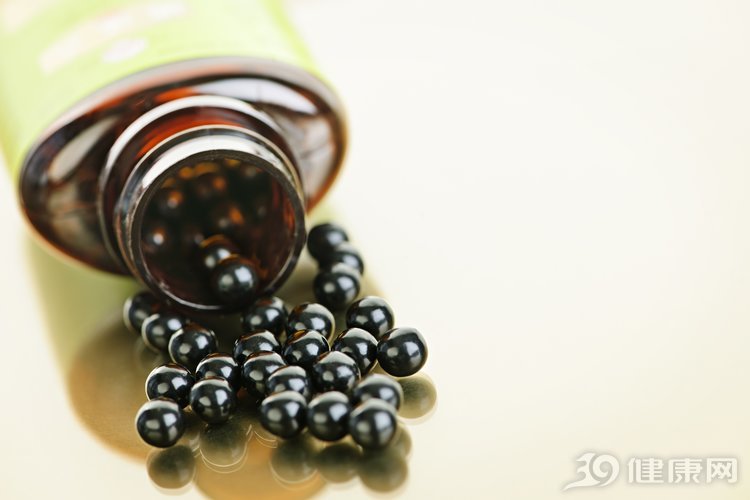 是药三分毒对身体的危害,一天吃八种中成药的危害