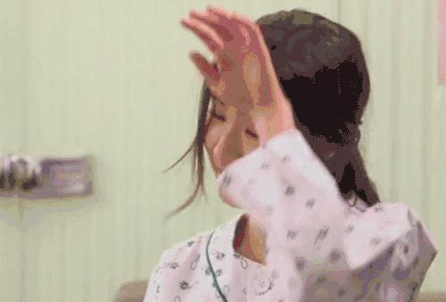 洗澡是直接换睡衣还是穿浴巾,洗完澡可直接穿毛绒睡衣吗