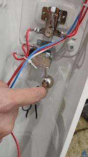 艾美特美的格力取暖器哪个好,格力与美的空调拆机对比视频