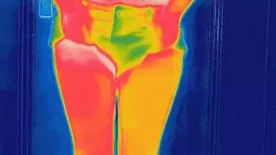 这条打*裤底**堪称裤子界小米，燃脂提臀还滋润身体，重点是自带磁疗