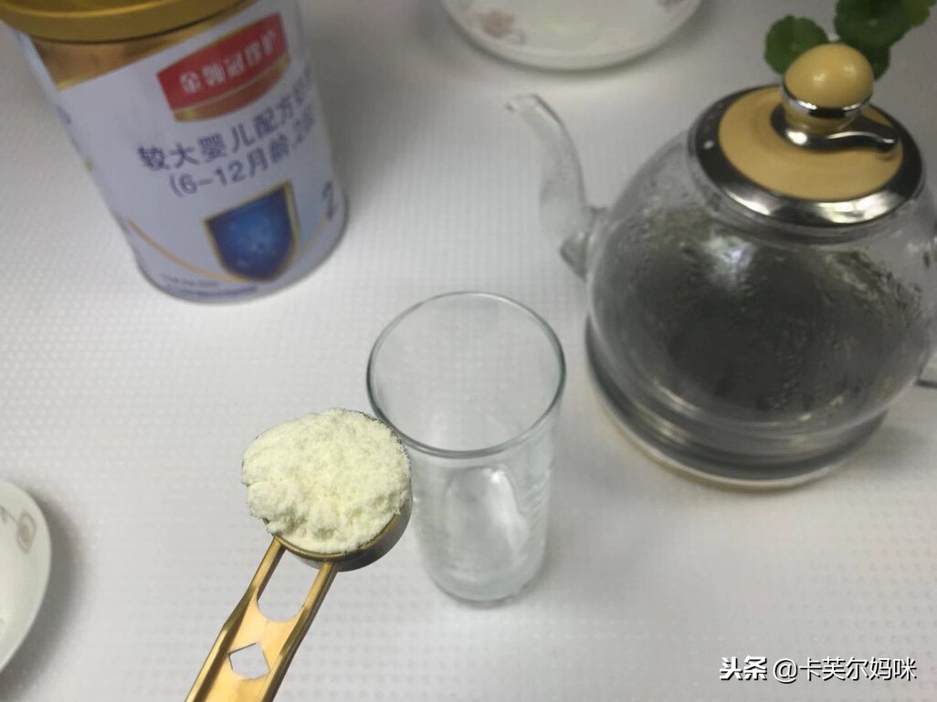 伊利金领冠珍护2段奶粉测评，你会为宝宝选择国产奶粉吗？