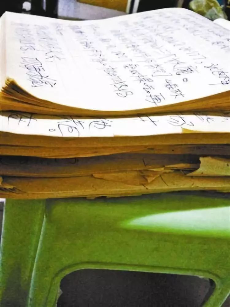 草根在天堂网红在地狱:流浪大师暴富,朱之文遭勒索,庞麦郎遗忘