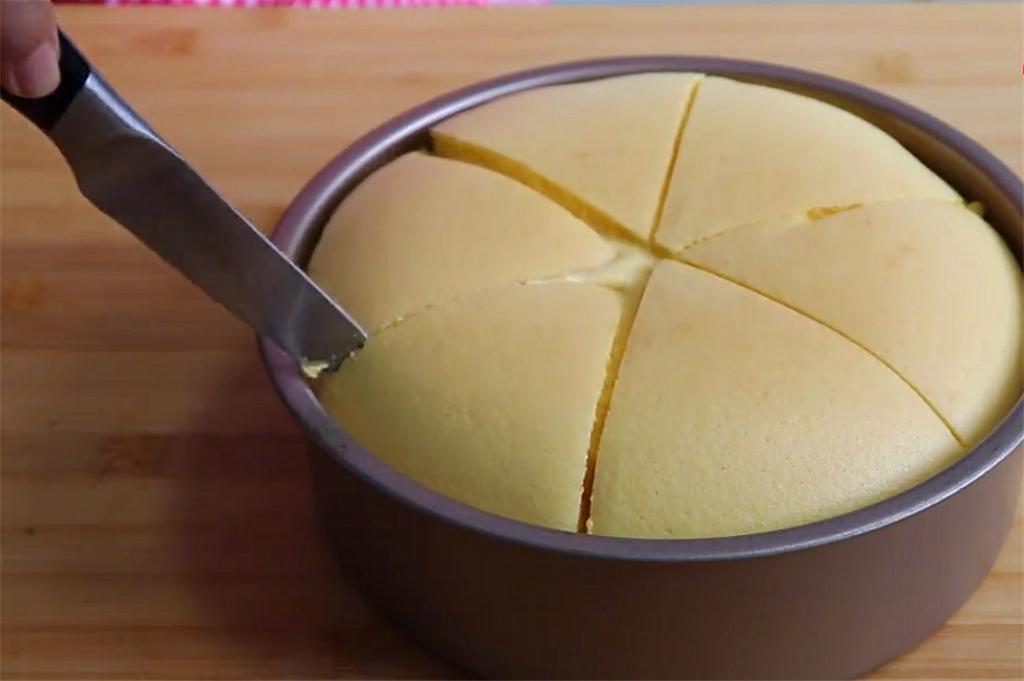 家常做蛋糕简单又好吃的做法,想吃蛋糕教你懒人版做法软糯10倍