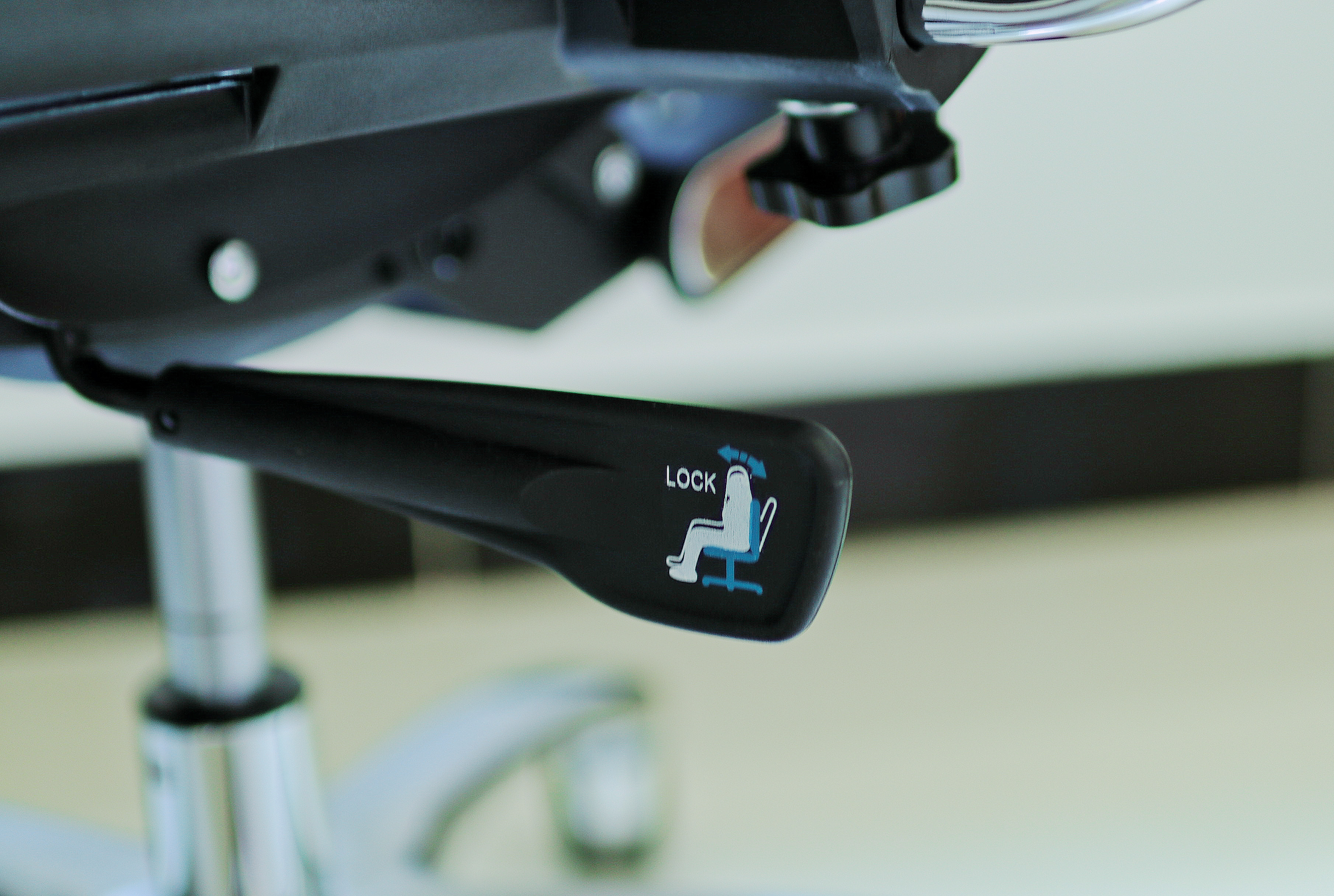 西昊人体工学椅基础款,西昊v1办公椅