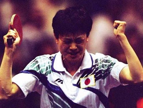 邓亚萍澄清国籍,邓亚萍打败日本乒乓球运动员