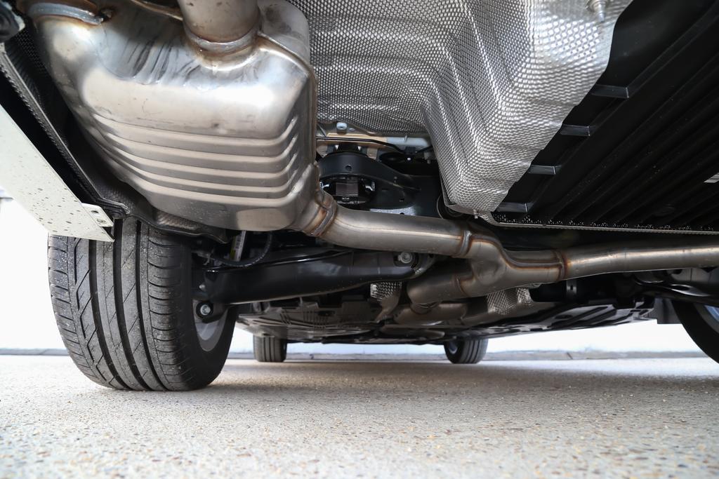 2021款奔驰c级200l时尚运动版试驾,奔驰c级2010款c200cgi测评