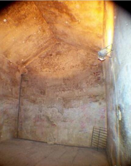 埃及金字塔后来为什么不建了,埃及金字塔倒塌时间