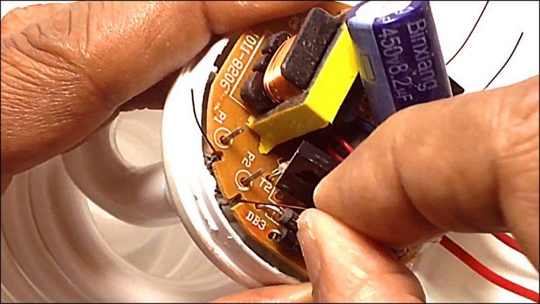 嵌入式灯管更换灯泡,固定式荧光灯具怎么更换灯管