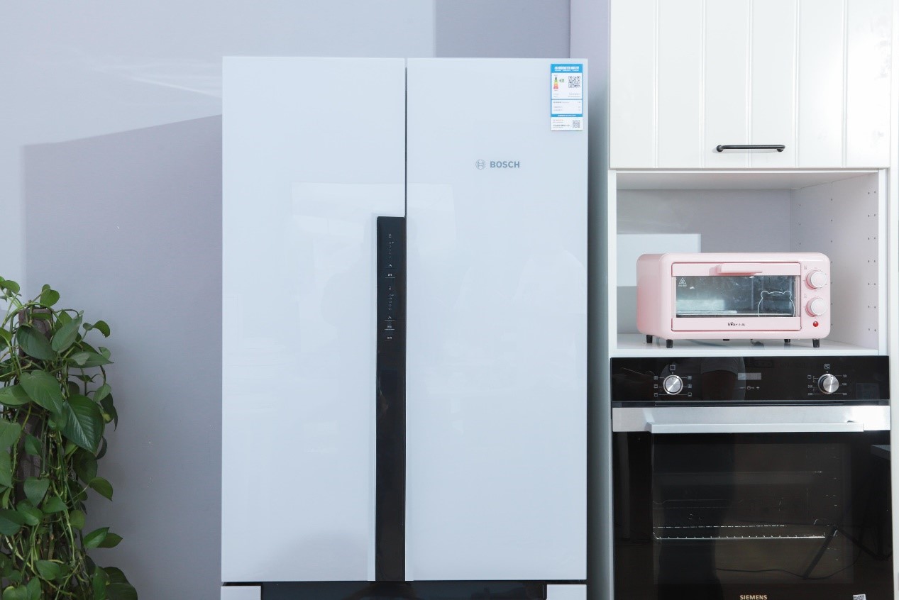 博世超薄多开门冰箱,混冷变频双循环一级能效冰箱