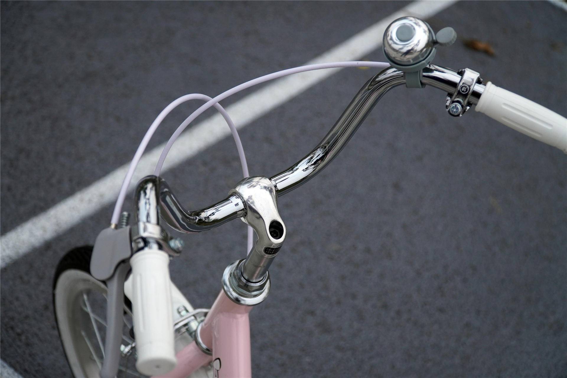 什么礼物让孩子一直挂念你?Babyrun萌骑奇儿童自行车测评