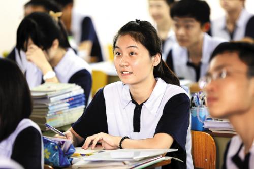 初中成绩中等高中能成学霸吗,初中中等成绩能考上高中吗