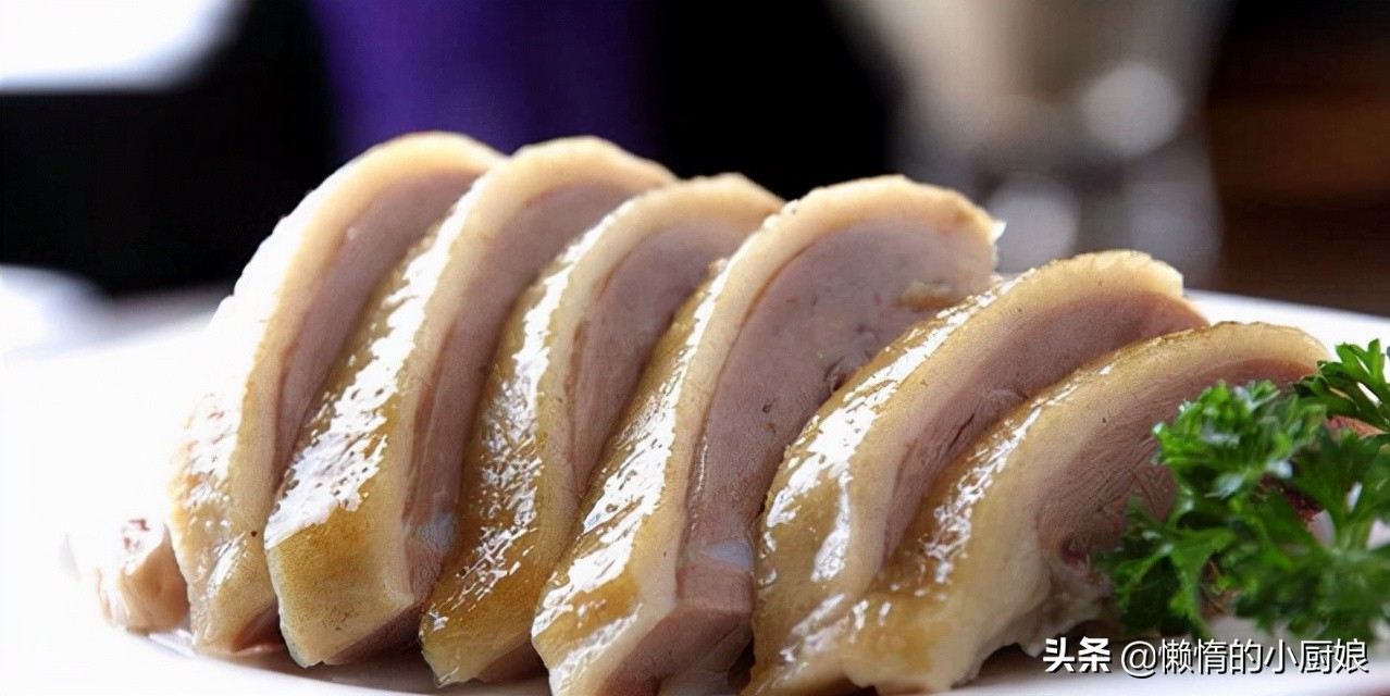 南京盐水鸭咸香蘸汁,正宗南京盐水鸭做法小视频