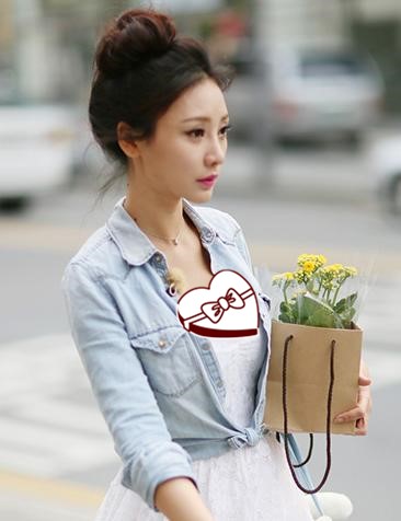 柳岩委屈事件,柳岩哭着家里多困难