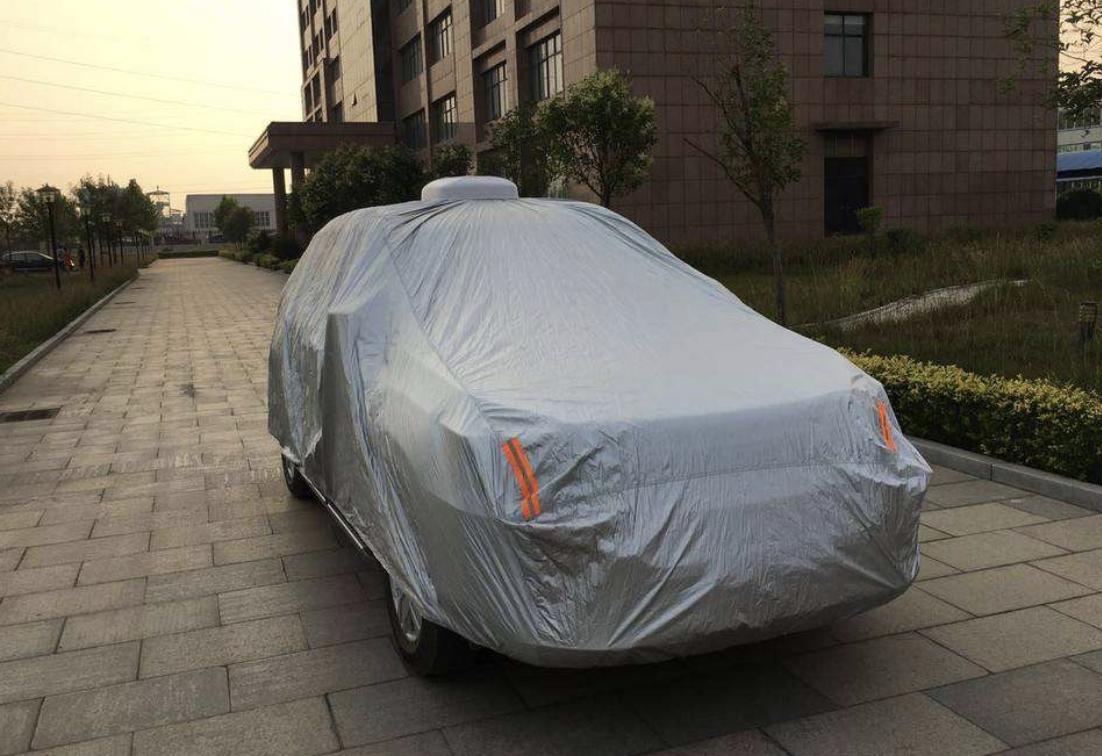 汽车车衣有用吗到底该不该用,夏季露天停车场汽车罩车衣有用吗