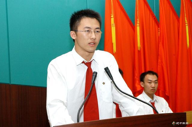 大学生入*党**对于找工作，帮助有多大？如何才能快速入*党**？