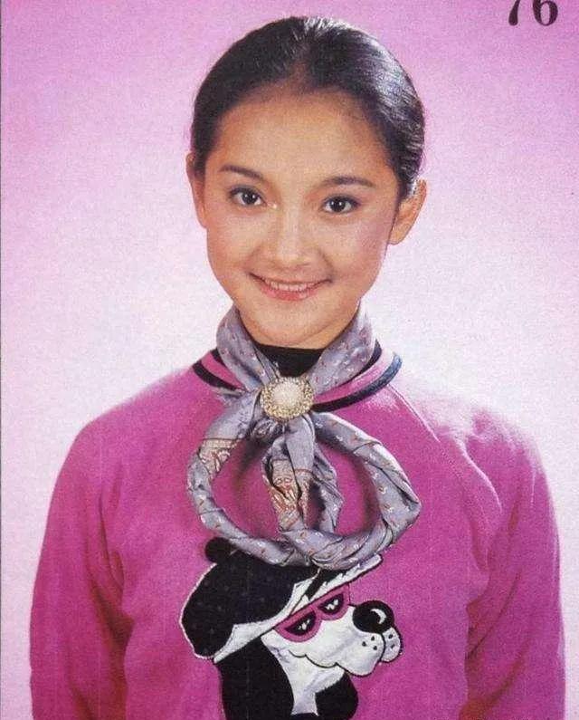 八九十年代的女明星挂历,复古又雷人,都是青春的记忆,好怀念啊