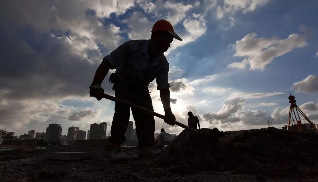 中年桌面,简单的人生桌面