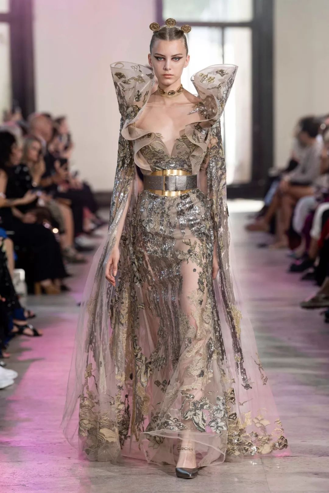 高定eliesaab刘亦菲,eliesaab高定仙女裙