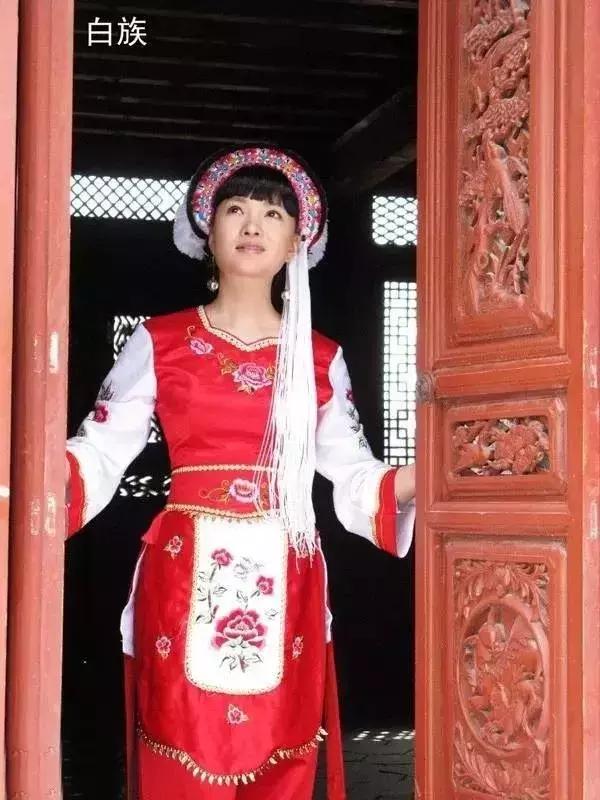 56个民族美女服饰图片大全,56个民族女生的漂亮服装