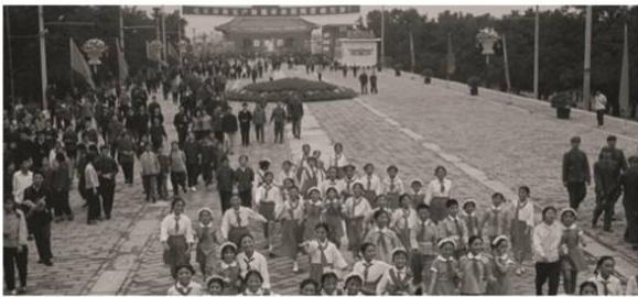 1973年周总理为何在国务院会议上大发雷霆：这真是周门不幸？