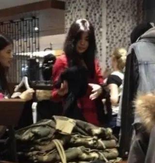 王祖贤温哥华生活,王祖贤加拿大开车购物