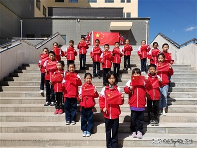 让小宝贝健康快乐的成长,让书香致远快乐成长照亮孩子