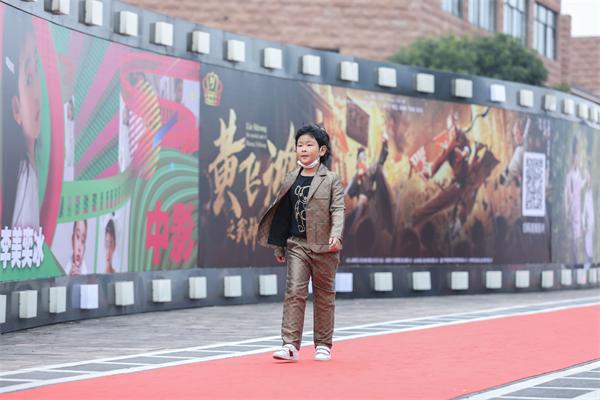 实力小演员维尼，一颗逐渐燃起的小新星