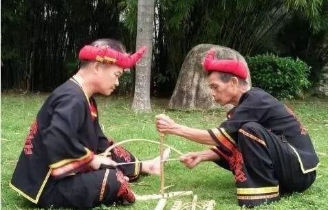 生存小技巧钻木取火,荒野生存取水技巧