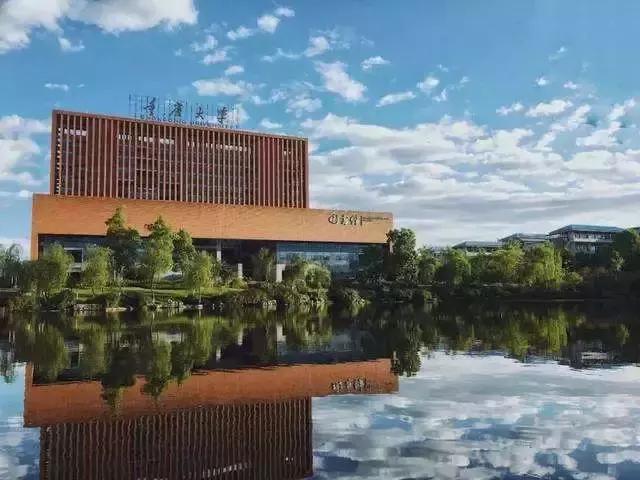 全国最好的国产汽车专业学校,哪个学校的汽车学院厉害