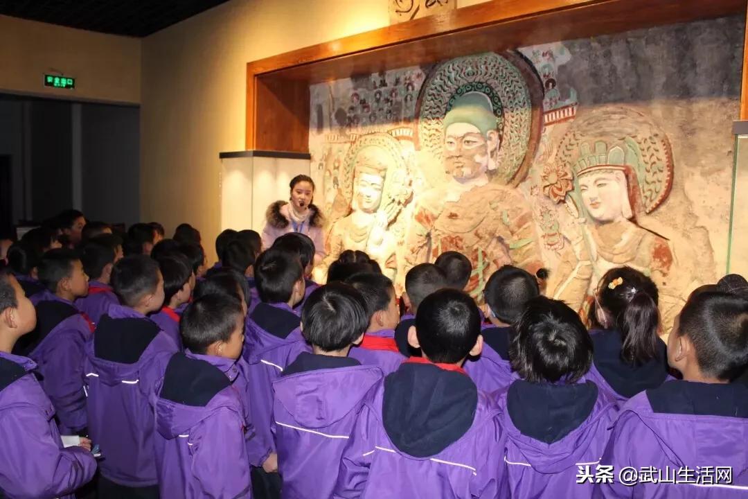 武山县城关三小、四小到县博物馆研学之旅
