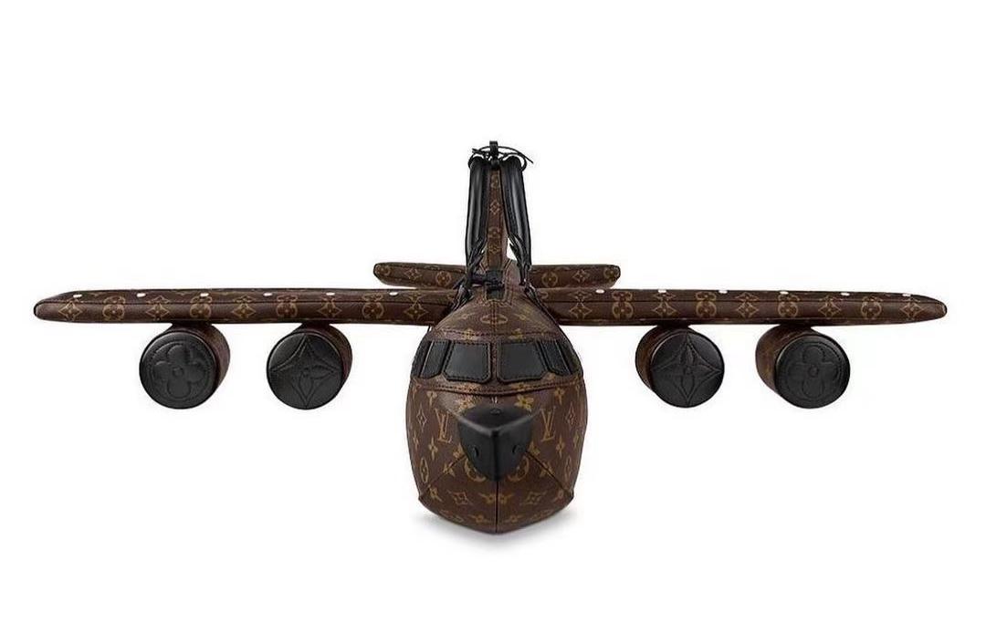 lv顶级旅行包多少钱,lv推出形似飞机的包售价25万