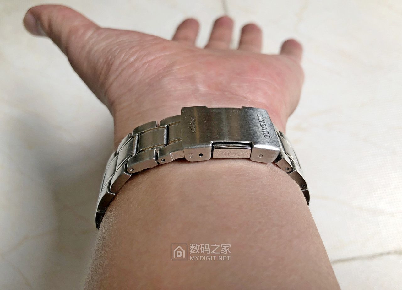 卡西欧光动能mrws300h,卡西欧lcw-m300d怎么验证真假