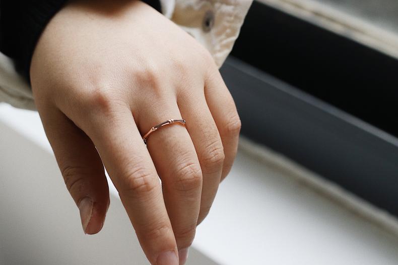 休闲又好看的玫瑰金戒指,小清新玫瑰金戒指