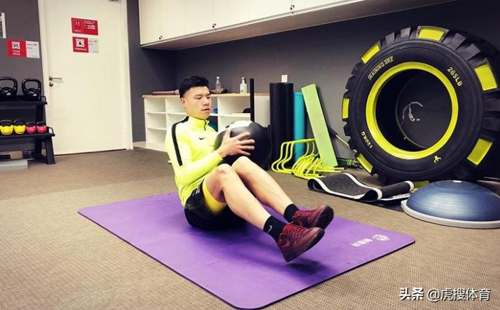 足球球员梅方,梅方教授