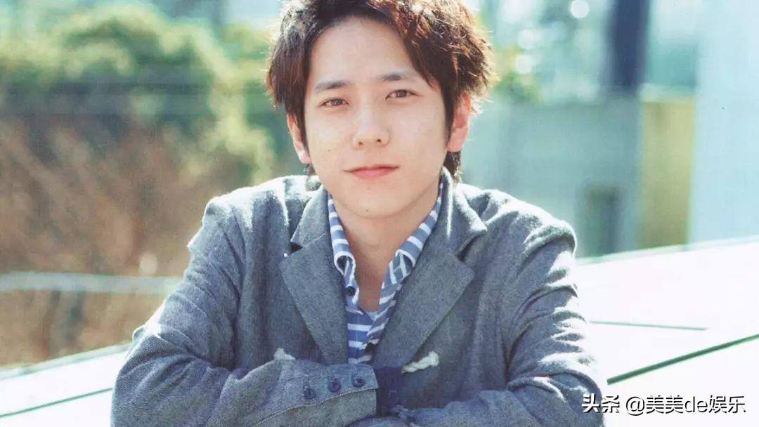 顶流恋情被曝,顶流情侣官宣结婚