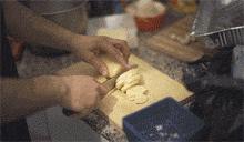 搞笑gif开心一刻,搞笑gif段子妹子你太皮了