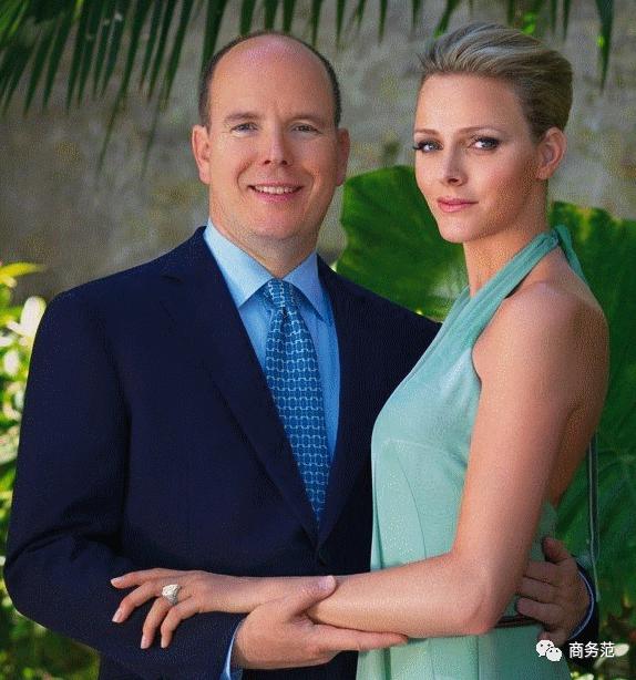 为什么有钱人喜欢穿黑色,喜欢穿蓝色衣服的男人