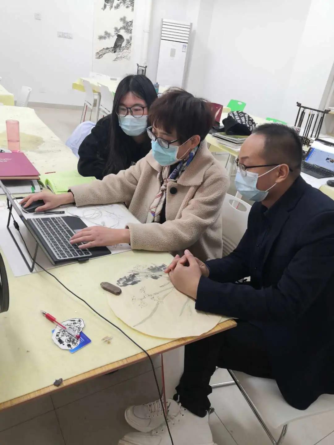 鑱婂煄甯傛渶鍑哄悕鐨勫鏍℃槸,鑱婂煄寤烘牎