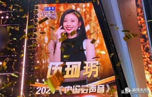 吹自己是铁粉，结果当场打脸，真社死啊…