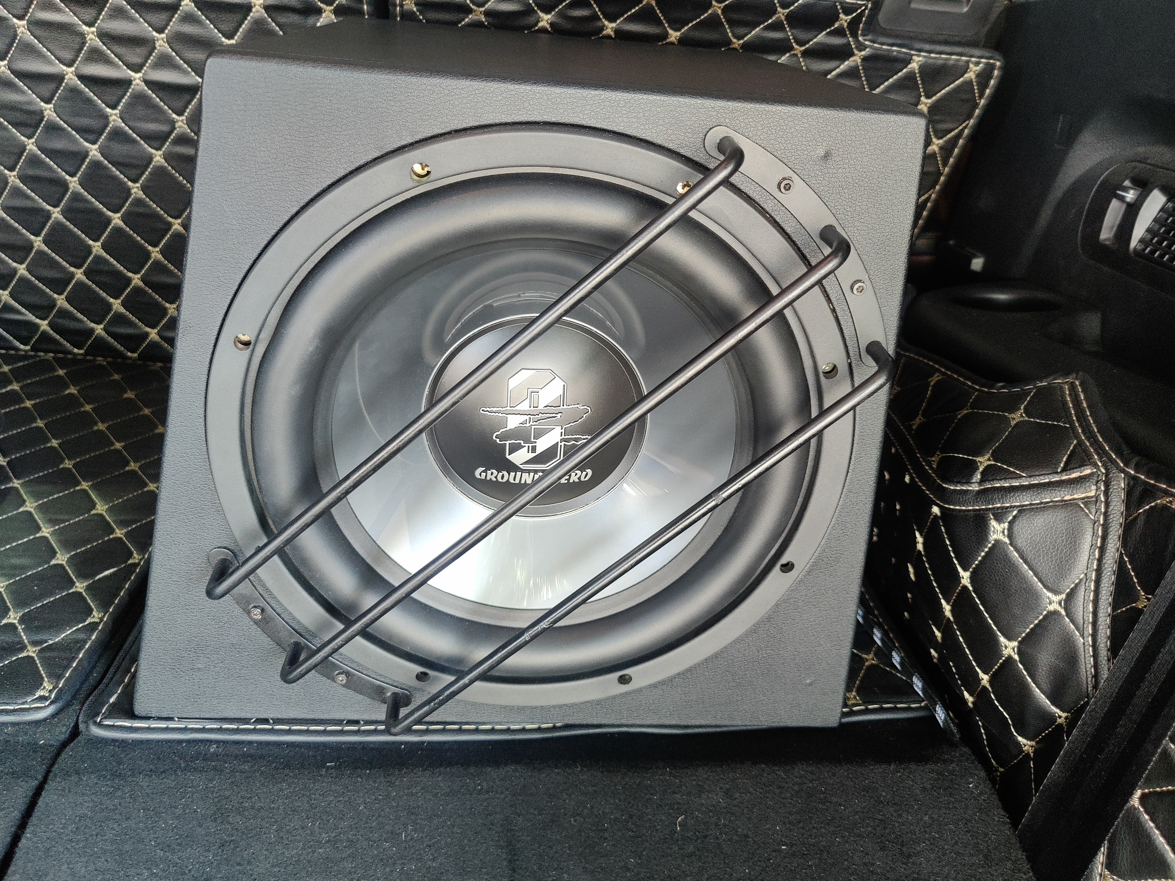 驭胜s350音响效果怎么调,江铃驭胜s350原厂音响怎么拆