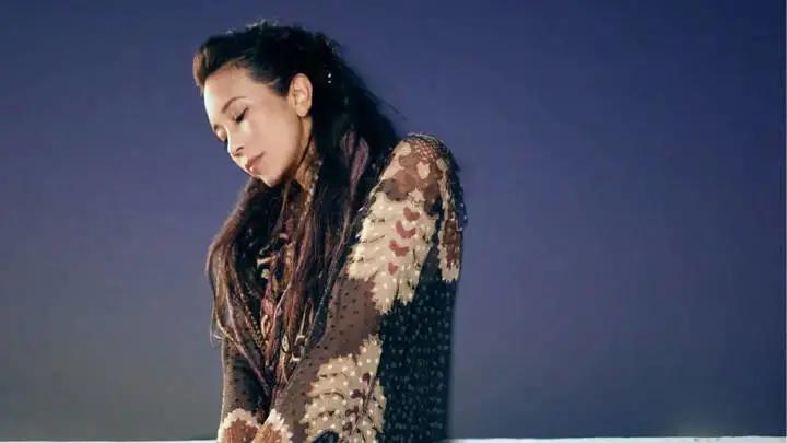 港圈女星是怎么被*养包**的？