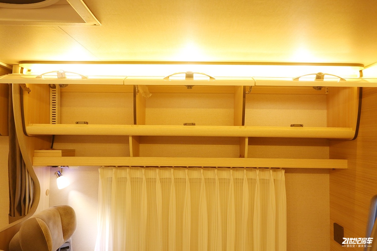 福特新全顺b型v362房车缺点,福特新世代全顺proc型房车实测