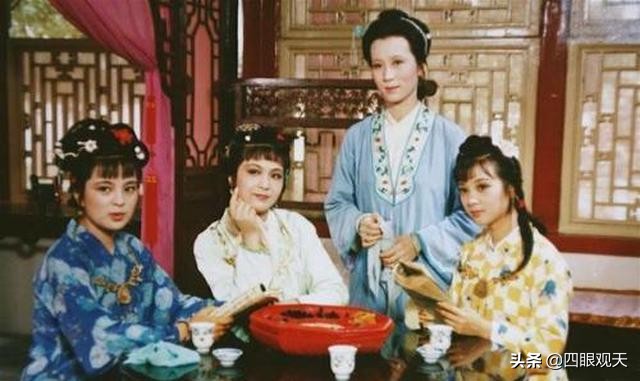 冷眼看红楼书籍,黛玉冷眼看红楼