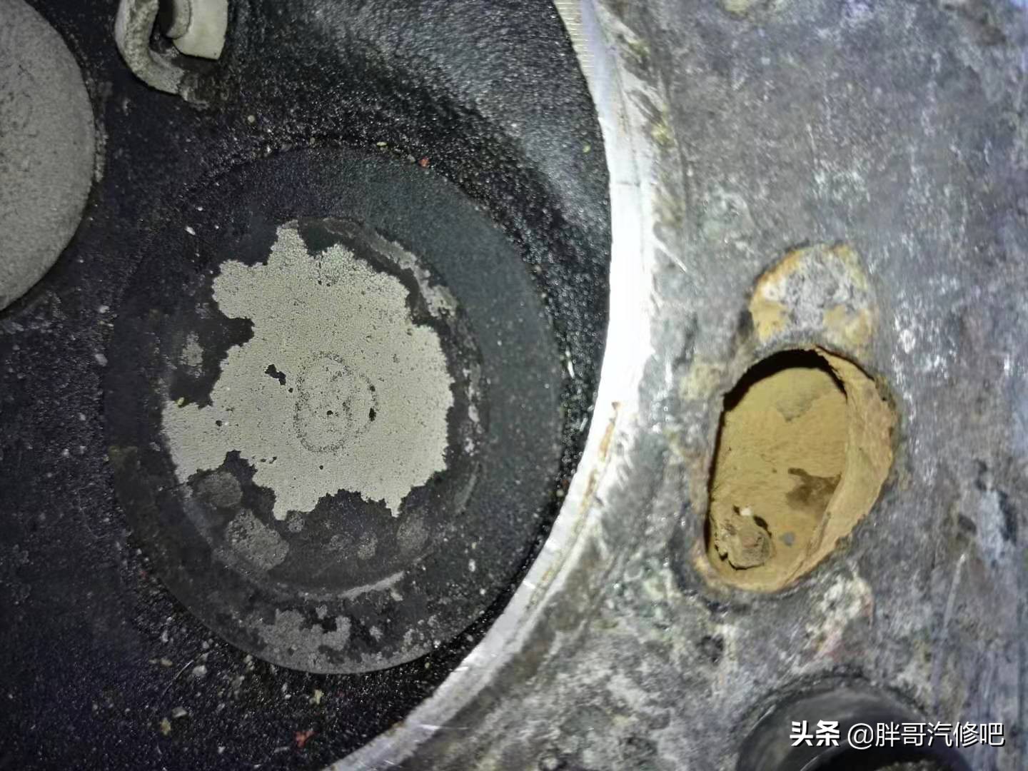 老富康缸盖漏油,老款富康水温高风扇不转