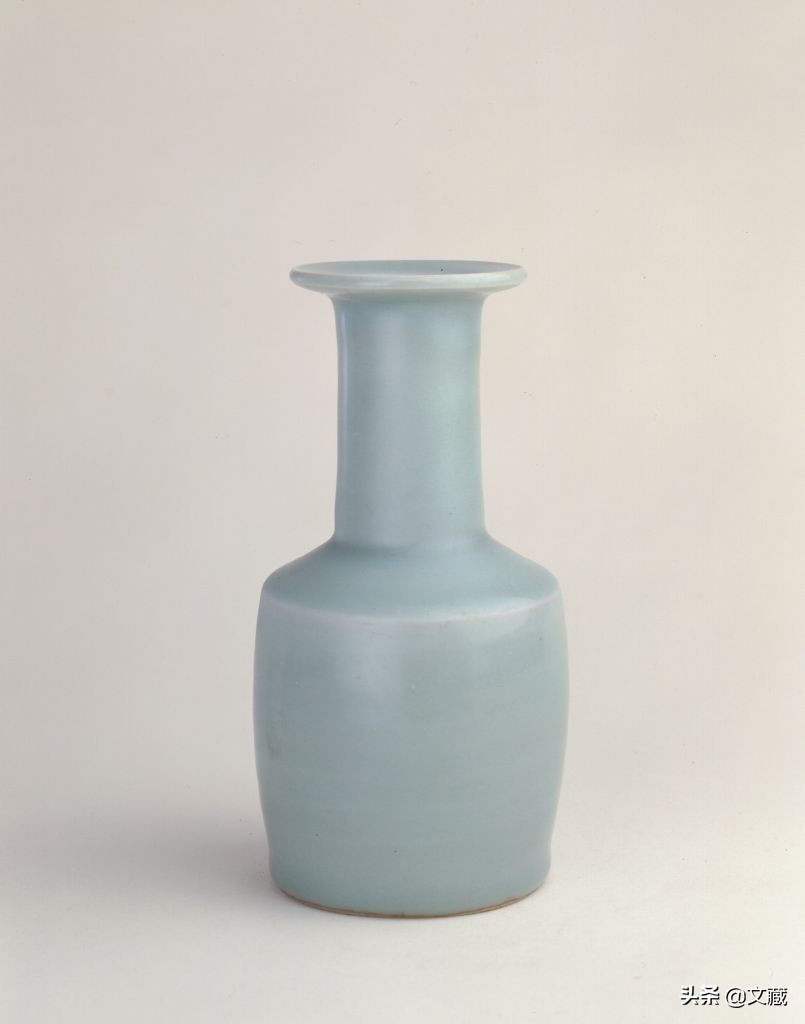 龙泉青瓷哥窑怎么形成,龙泉青瓷属于宋五大窑的哪个