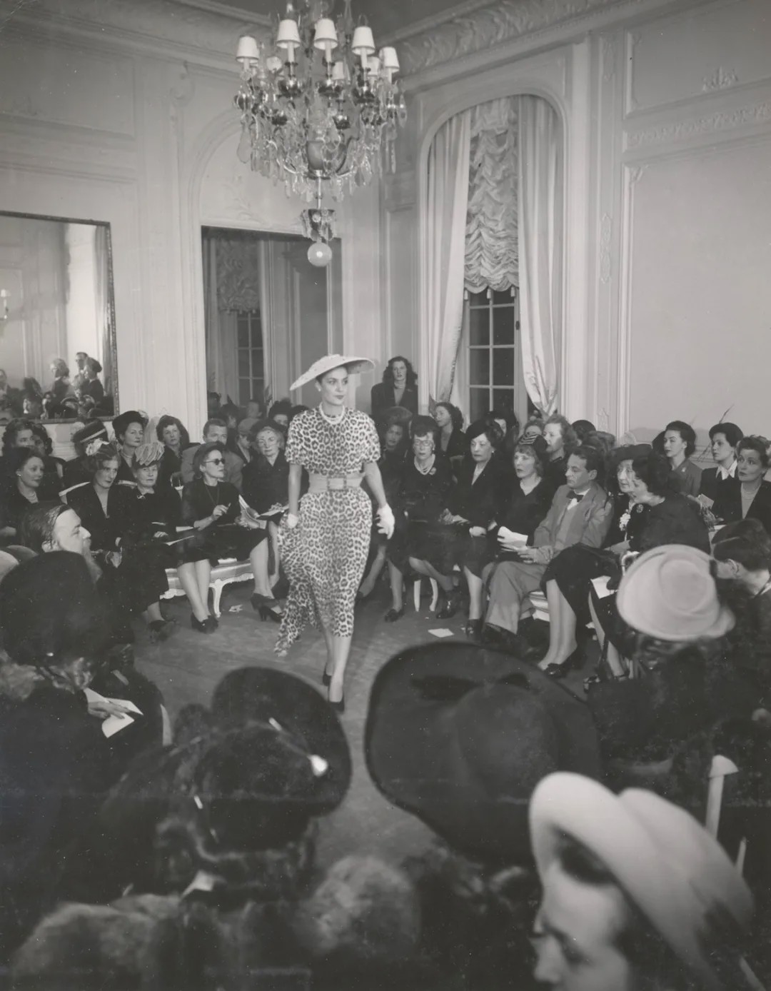 dior璞圭汗鐨崏,dior璞圭汗濂抽瀷