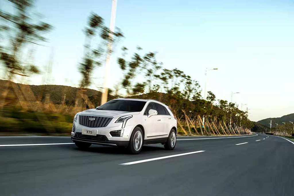 凯迪拉克大型suv车型试驾,244公里