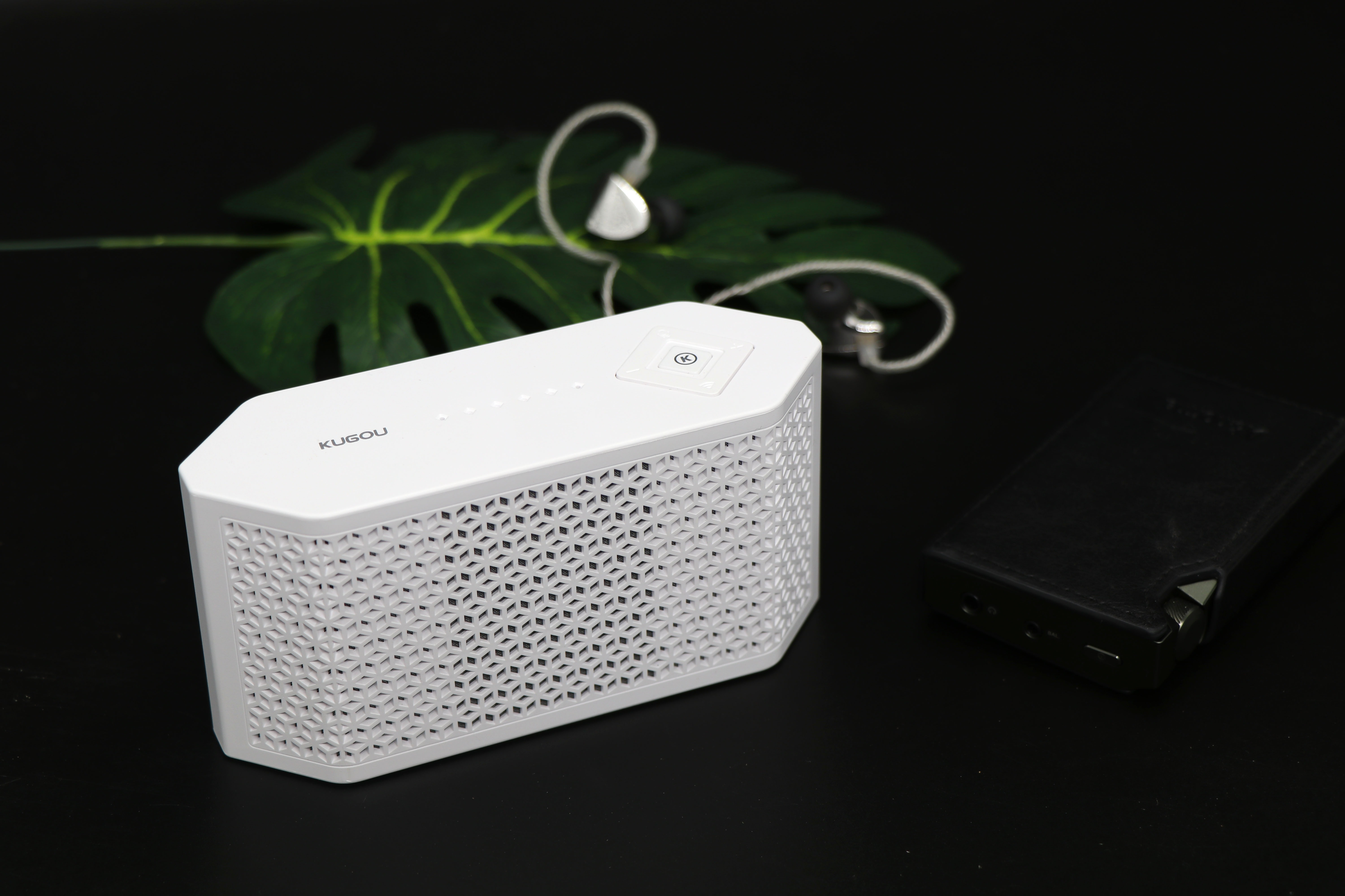 酷狗潘多拉音箱第二代,酷狗潘多拉mini便携ai音箱评测